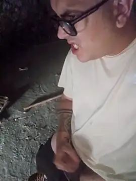 Alex3009 online show from September 2025 04:56:01 PM