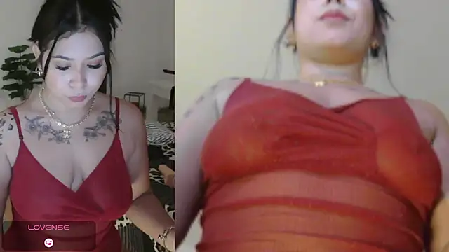 Snapshot of little_susie chatting on November 2025 09:08:02 AM little susie online show from November 2025 09:08:02 AM