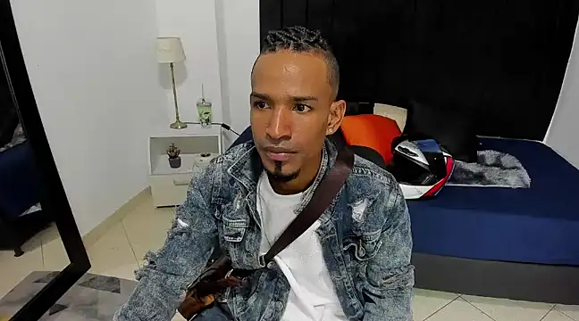 anhtony wayans online show from December 2024 08:29:01 PM