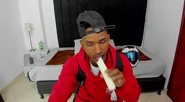 anhtony wayans online show from January 2025 12:11:01 AM