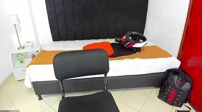 anhtony wayans online show from January 2025 11:12:02 PM