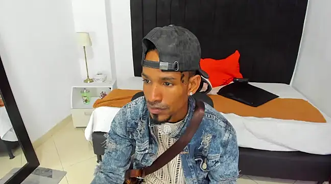 anhtony wayans online show from January 2025 11:11:02 PM