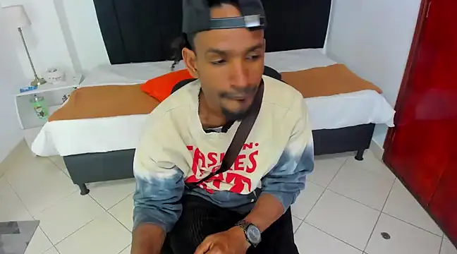 anhtony wayans online show from January 2025 12:29:01 AM