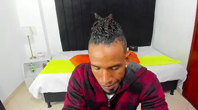 anhtony wayans online show from February 2025 08:05:02 PM