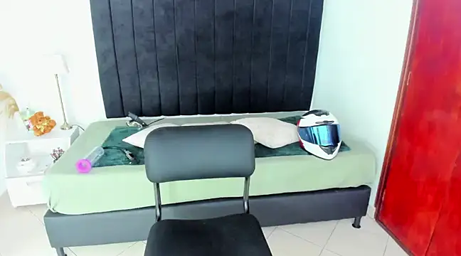 anhtony wayans online show from March 2025 12:07:02 AM