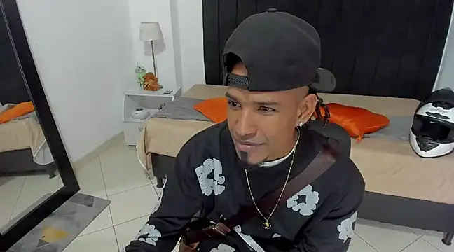 anhtony wayans online show from March 2025 11:56:02 PM