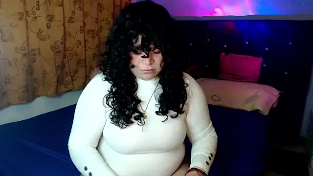 ANGELIQUE KLANE online show from September 2025 04:07:01 AM