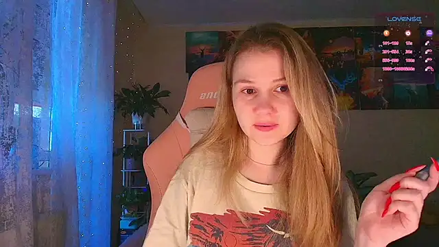 GoodWitch  online show from November 2025 10:04:02 AM