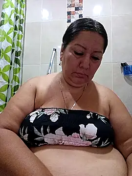 Snapshot of Brenda_Berck_ chatting on November 2025 12:37:01 PM Brenda Berck online show from November 2025 12:37:01 PM