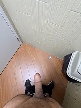 vikki432 online show from February 2026 05:11:02 PM