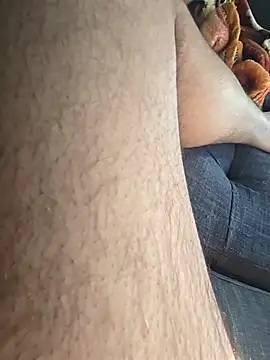 vikki432 online show from March 2026 09:28:01 PM