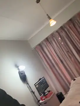 Bootyliciouse21X online show from May 2026 06:52:02 AM