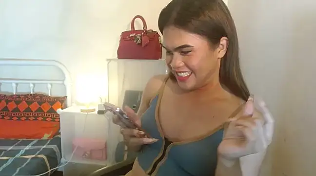 Snapshot of JustineBIGCUM chatting on February 2025 12:16:01 PM JustineBIGCUM online show from February 2025 12:16:01 PM