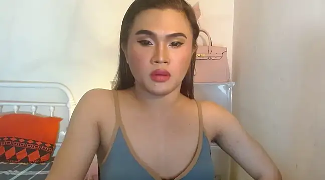 Snapshot of JustineBIGCUM chatting on February 2025 10:19:01 AM JustineBIGCUM online show from February 2025 10:19:01 AM