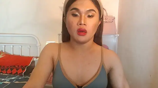 Snapshot of JustineBIGCUM chatting on February 2025 01:11:02 PM JustineBIGCUM online show from February 2025 01:11:02 PM