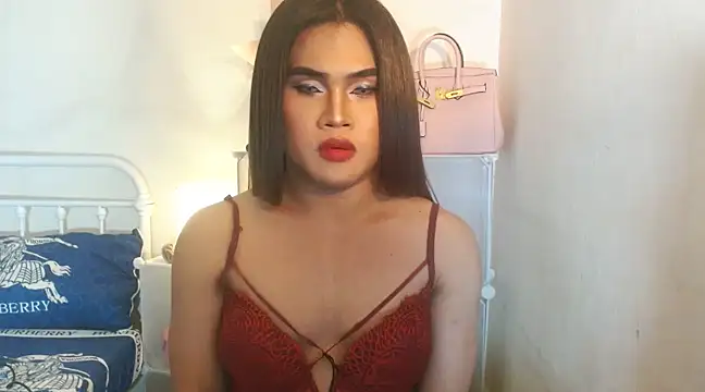 Snapshot of JustineBIGCUM chatting on February 2025 01:39:01 PM JustineBIGCUM online show from February 2025 01:39:01 PM