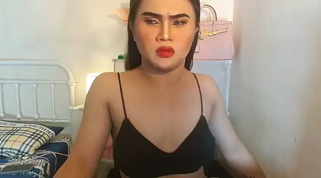 Snapshot of JustineBIGCUM chatting on March 2025 10:24:02 AM JustineBIGCUM online show from March 2025 10:24:02 AM