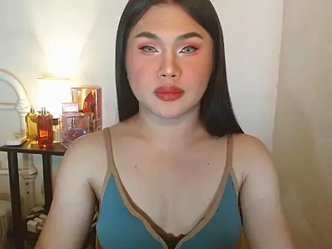 Snapshot of JustineBIGCUM chatting on October 2025 08:33:02 AM JustineBIGCUM online show from October 2025 08:33:02 AM