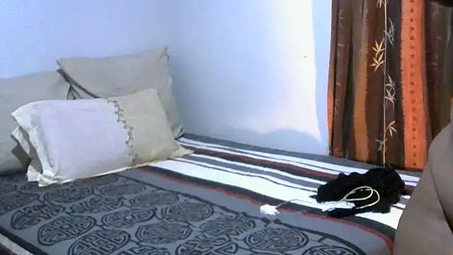 LadyLillyX online show from December 2025 06:15:01 PM