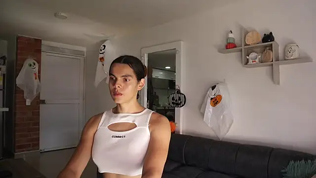  Vahos  online show from October 2025 05:25:02 PM