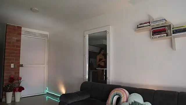  Vahos  online show from March 2026 05:31:02 PM