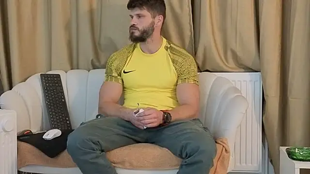 MauroTwin online show from November 2025 06:31:02 PM