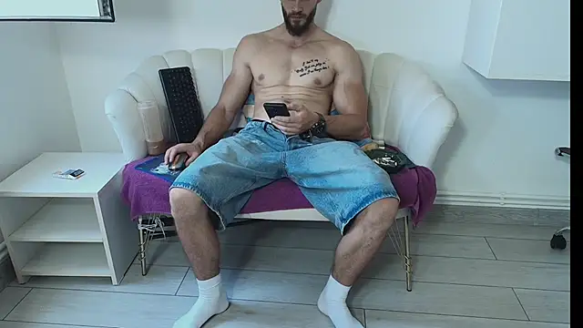 MauroTwin online show from July 2026 10:54:01 AM
