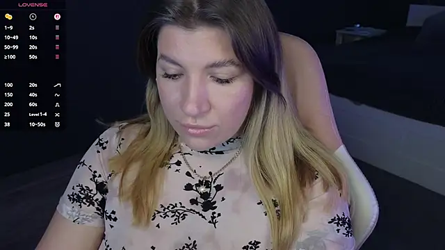 Snapshot of Fairy__Sofia chatting on February 2025 08:40:02 AM Fairy Sofia online show from February 2025 08:40:02 AM