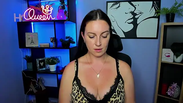 Snapshot of FUN_AMI chatting on May 2026 01:28:01 PM FUN AMI online show from May 2026 01:28:01 PM