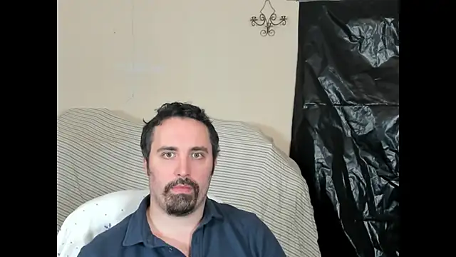 Metalstud online show from November 2025 03:12:01 AM