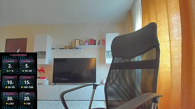 hot evil queen online show from November 2025 10:03:01 AM