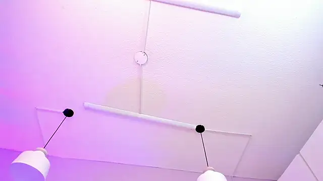 Inndrahot online show from February 2025 05:46:01 AM