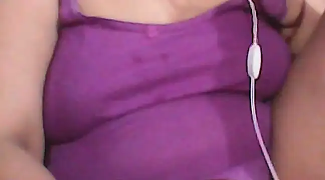 Snapshot of giga-bite chatting on December 2024 04:38:02 PM giga-bite online show from December 2024 04:38:02 PM