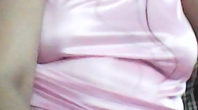 Snapshot of giga-bite chatting on January 2025 05:42:02 PM giga-bite online show from January 2025 05:42:02 PM