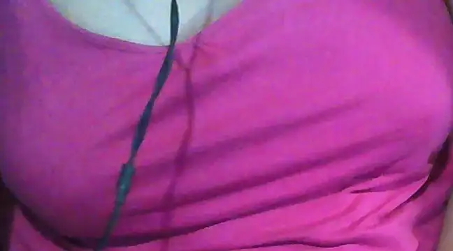 Snapshot of giga-bite chatting on March 2025 06:21:02 PM giga-bite online show from March 2025 06:21:02 PM