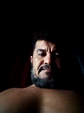 Snapshot of tarra122 chatting on April 2026 03:59:02 AM tarra122 online show from April 2026 03:59:02 AM