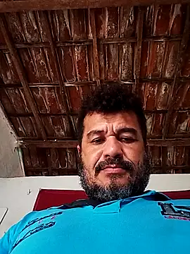 Snapshot of tarra122 chatting on July 2026 05:37:02 PM tarra122 online show from July 2026 05:37:02 PM