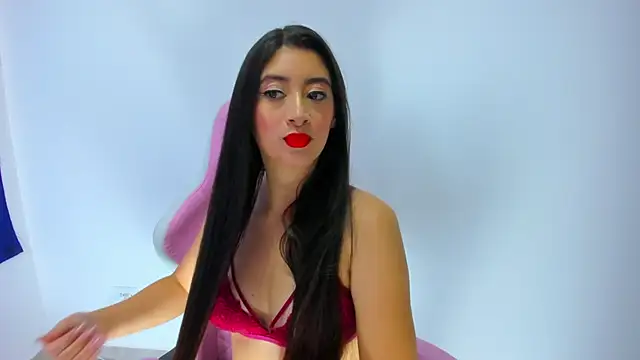Snapshot of MeganWhite3 chatting on January 2025 02:57:02 AM MeganWhite3 online show from January 2025 02:57:02 AM