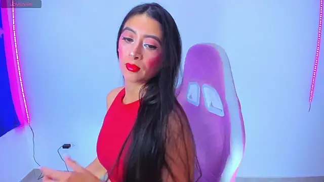 Snapshot of MeganWhite3 chatting on March 2025 04:13:01 AM MeganWhite3 online show from March 2025 04:13:01 AM