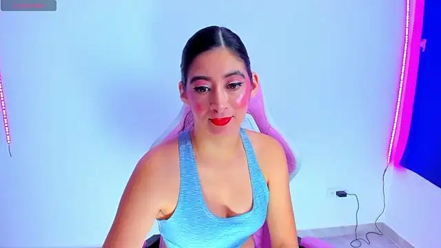 Snapshot of MeganWhite3 chatting on March 2025 04:38:02 AM MeganWhite3 online show from March 2025 04:38:02 AM