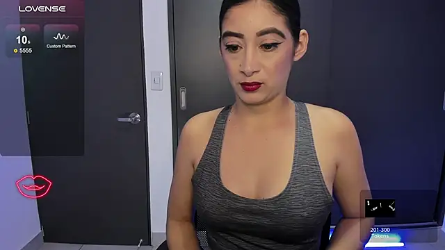 Snapshot of MeganWhite3 chatting on September 2025 02:44:01 AM MeganWhite3 online show from September 2025 02:44:01 AM
