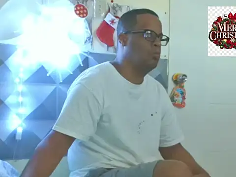 Snapshot of thesugar32 chatting on December 2025 01:16:02 PM thesugar32 online show from December 2025 01:16:02 PM