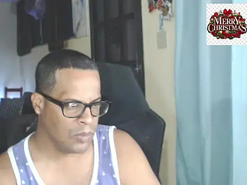 Snapshot of thesugar32 chatting on December 2025 02:19:01 AM thesugar32 online show from December 2025 02:19:01 AM