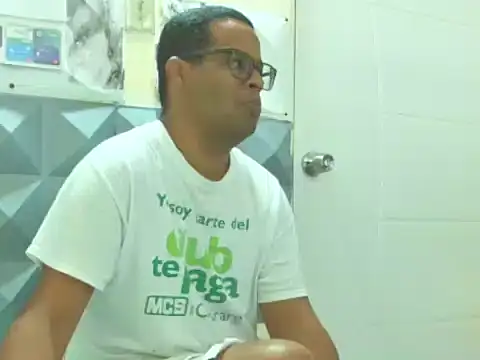 Snapshot of thesugar32 chatting on February 2026 12:55:01 PM thesugar32 online show from February 2026 12:55:01 PM