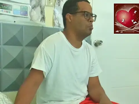 Snapshot of thesugar32 chatting on February 2026 01:30:02 PM thesugar32 online show from February 2026 01:30:02 PM