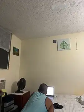 Snapshot of thesugar32 chatting on February 2026 10:44:02 AM thesugar32 online show from February 2026 10:44:02 AM