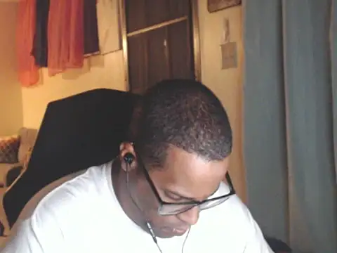 Snapshot of thesugar32 chatting on March 2026 02:02:01 AM thesugar32 online show from March 2026 02:02:01 AM