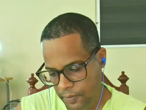 Snapshot of thesugar32 chatting on March 2026 01:06:02 PM thesugar32 online show from March 2026 01:06:02 PM