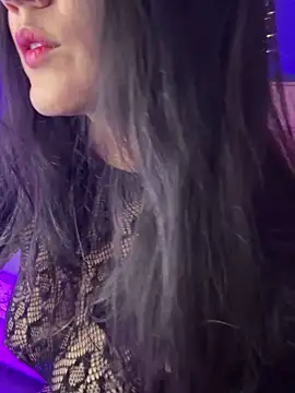 mahia queen online show from February 2026 12:04:02 PM