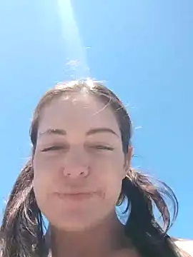 LilliThelo online show from January 2025 11:36:02 AM